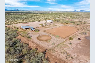 14980 W Avra Valley Road, Marana, AZ 85653 - Photo 30