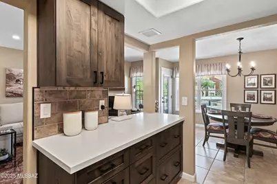 6651 N Campbell Avenue #230, Tucson, AZ 85718 - Photo 8