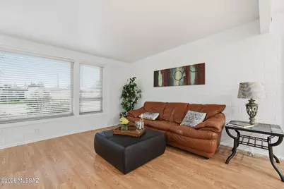 8365 E Louise Drive, Tucson, AZ 85730 - Photo 12