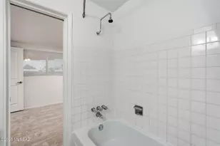 8365 E Louise Dr, Tucson, AZ 85730 - Photo 24