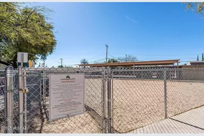 818 S Langley Avenue #201, Tucson, AZ 85710 - Photo 10