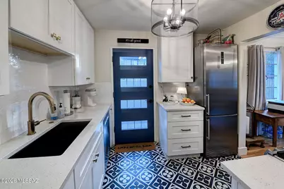 243 E University Boulevard, Tucson, AZ 85705 - Photo 32