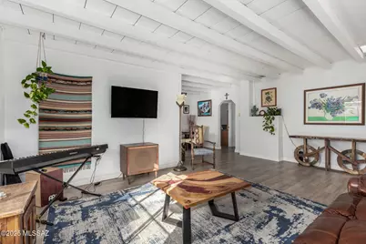 2233 N Isabel Boulevard, Tucson, AZ 85712 - Photo 4