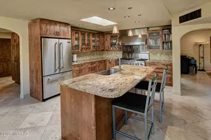 10451 E Plumeria Rd, Tucson, AZ 85749 - Photo 16