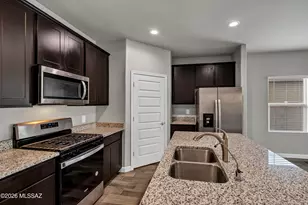 8836 W Weeping Dalea Dr, Marana, AZ 85653 - Photo 4