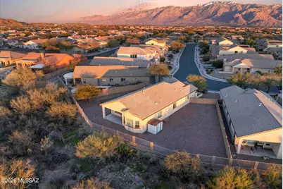 13575 N Barlassina Drive, Oro Valley, AZ 85755 - Photo 20