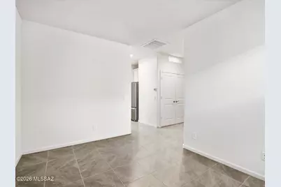 9810 N Solstice Avenue, Tucson, AZ 85743 - Photo 18