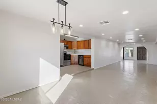 1657 W Circle B Dr, Tucson, AZ 85713 - Photo 14