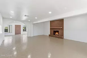 1657 W Circle B Dr, Tucson, AZ 85713 - Photo 2