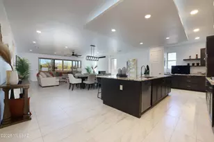 2025 W Spotted Toad Ct, Tucson, AZ 85704 - Photo 10