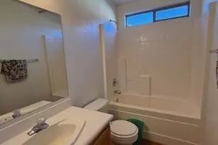 7831 E Sabino Hollow Ct, Tucson, AZ 85750 - Photo 12