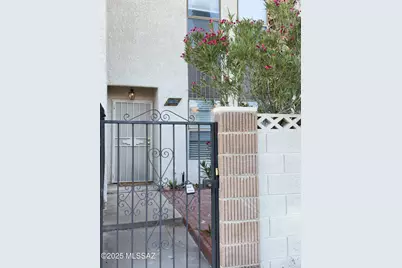 2166 N 1st Avenue, Tucson, AZ 85719 - Photo 4