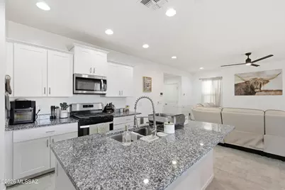 6795 E Paseo De Villalobos, Tucson, AZ 85756 - Photo 10