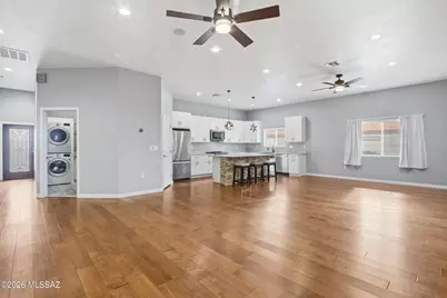 2642 S Falcon View Drive, Tucson, AZ 85713 - Photo 8