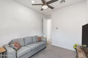 10720 N Iron Peak Dr, Tucson, AZ 85742 - Photo 34