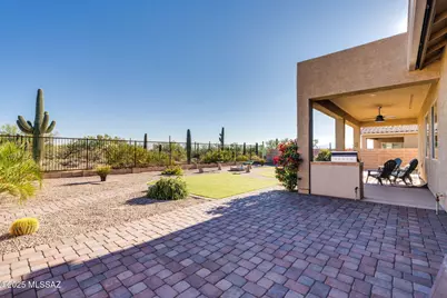 10720 N Iron Peak Drive, Tucson, AZ 85742 - Photo 42