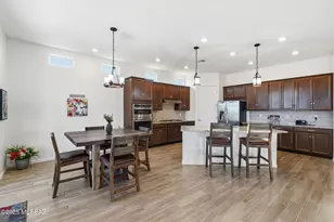 10720 N Iron Peak Dr, Tucson, AZ 85742 - Photo 10