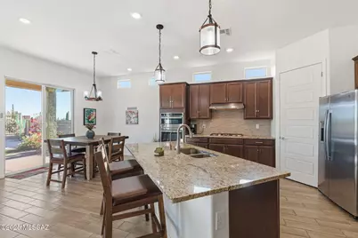 10720 N Iron Peak Drive, Tucson, AZ 85742 - Photo 18