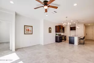 11835 W Charismatic Dr, Marana, AZ 85653 - Photo 16