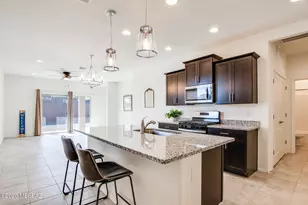 11835 W Charismatic Dr, Marana, AZ 85653 - Photo 12