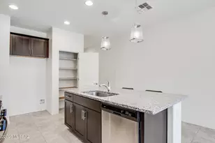 11835 W Charismatic Dr, Marana, AZ 85653 - Photo 14