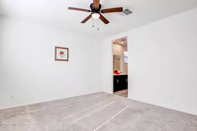 11835 W Charismatic Drive, Marana, AZ 85653 - Photo 24
