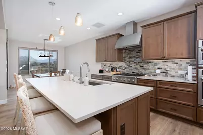 1438 E Quartzite Way, Green Valley, AZ 85614 - Photo 12