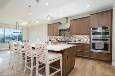 1438 E Quartzite Way, Green Valley, AZ 85614 - Photo 10