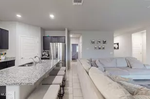 7104 S Victor Dr, Tucson, AZ 85757 - Photo 12