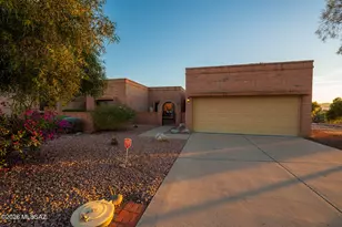 8563 N Candlewood Loop, Tucson, AZ 85704 - Photo 4