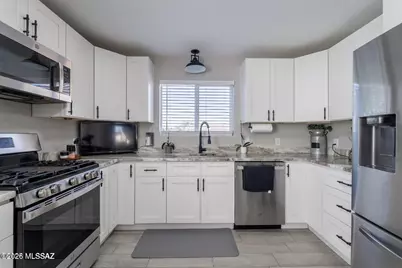 6700 S Iberia Avenue, Tucson, AZ 85757 - Photo 2
