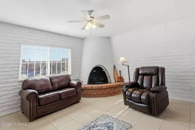 33 E Santa Belia, Green Valley, AZ 85614 - Photo 6