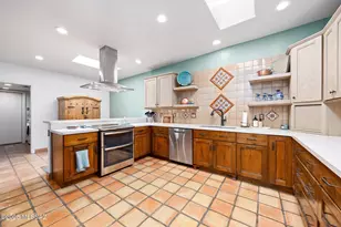 9817 N Calle Loma Linda, Oro Valley, AZ 85737 - Photo 18