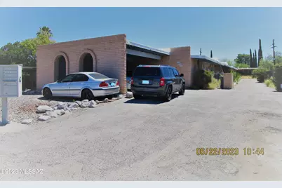 912 N Camino Seco, Tucson, AZ 85710 - Photo 2