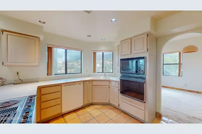5585 E Paseo Cimarron, Tucson, AZ 85750 - Photo 14