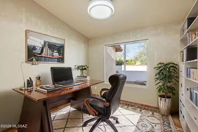 957 E Josephine Saddle Place, Green Valley, AZ 85614 - Photo 16