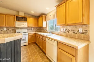 26525 S Coopers Hawk Rd, Amado, AZ 85645 - Photo 10