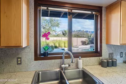 3901 N Longfellow Avenue, Tucson, AZ 85718 - Photo 14