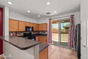 7489 S Mountain Star Dr, Tucson, AZ 85757 - Photo 8