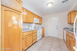 4209 E Presidio Rd, Tucson, AZ 85712 - Photo 14