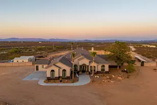 1966 N Tahoe Pass, Huachuca City, AZ 85616 - Photo 14