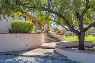 1402 N Camino Miraflores, Tucson, AZ 85745 - Photo 2
