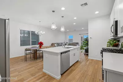 7867 S Walnutview Drive, Tucson, AZ 85757 - Photo 8