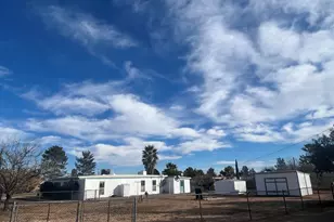 1000 E Christmas Tree Ln, Pearce, AZ 85625 - Photo 12