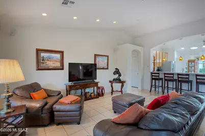 1190 N Laurel Glen Drive, Green Valley, AZ 85614 - Photo 14