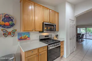 1190 N Laurel Glen Dr, Green Valley, AZ 85614 - Photo 18