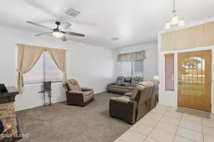 7063 W Autumn Dew Ct, Tucson, AZ 85743 - Photo 4