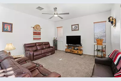 7063 W Autumn Dew Court, Tucson, AZ 85743 - Photo 16