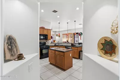 7063 W Autumn Dew Court, Tucson, AZ 85743 - Photo 6