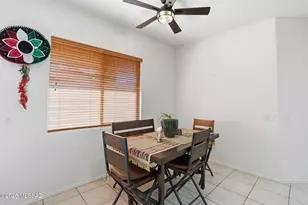 7063 W Autumn Dew Ct, Tucson, AZ 85743 - Photo 12